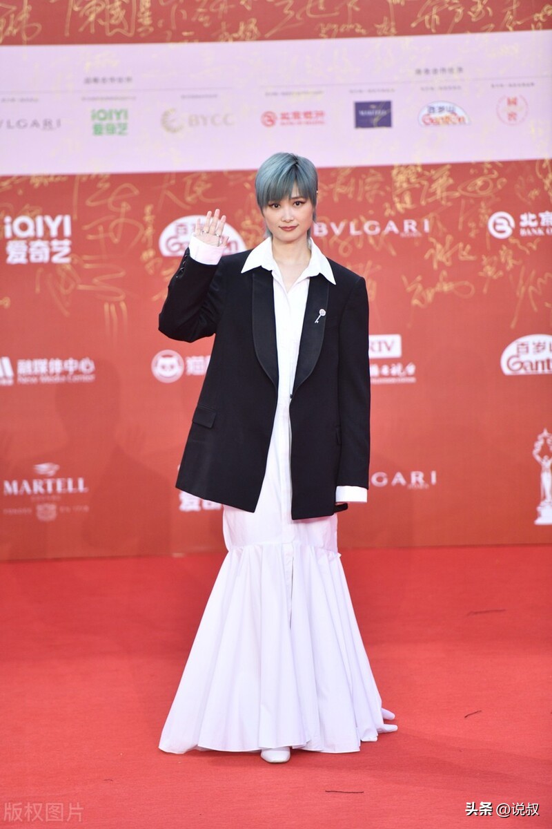 李宇春坐轮椅讲述她的人生,李宇春轮椅上的心酸与坚韧