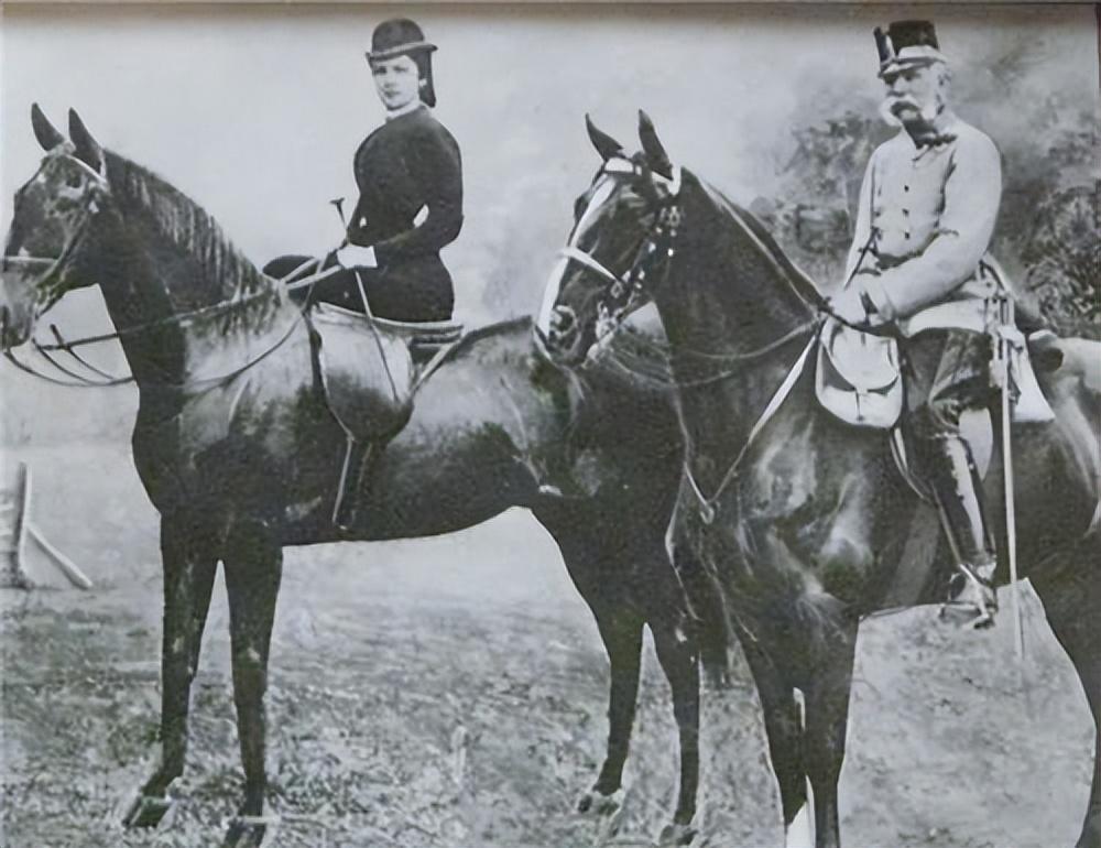 “茜茜公主”的悲情人生：长女夭折，独子自杀，她60岁时死于刺杀