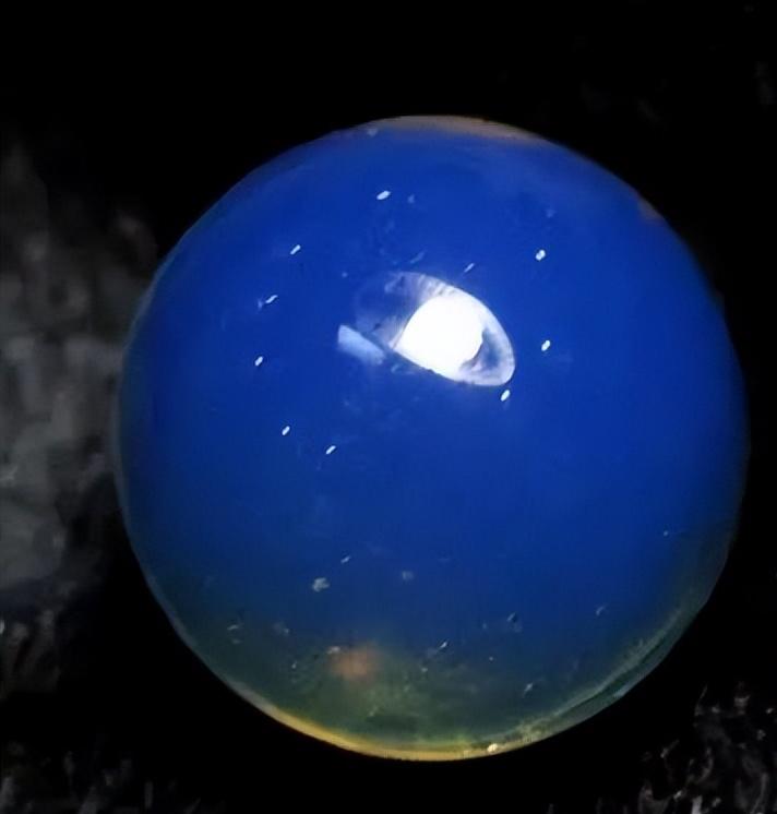 琥珀世界上最大的,世界上最著名的琥珀在哪里