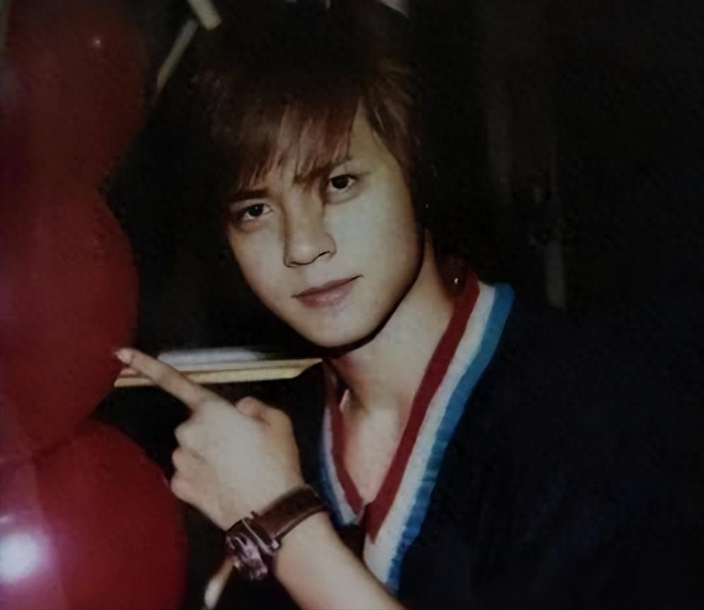 母子恋、咸猪手，看完罗志祥这些黑料，三观直接离家出走！