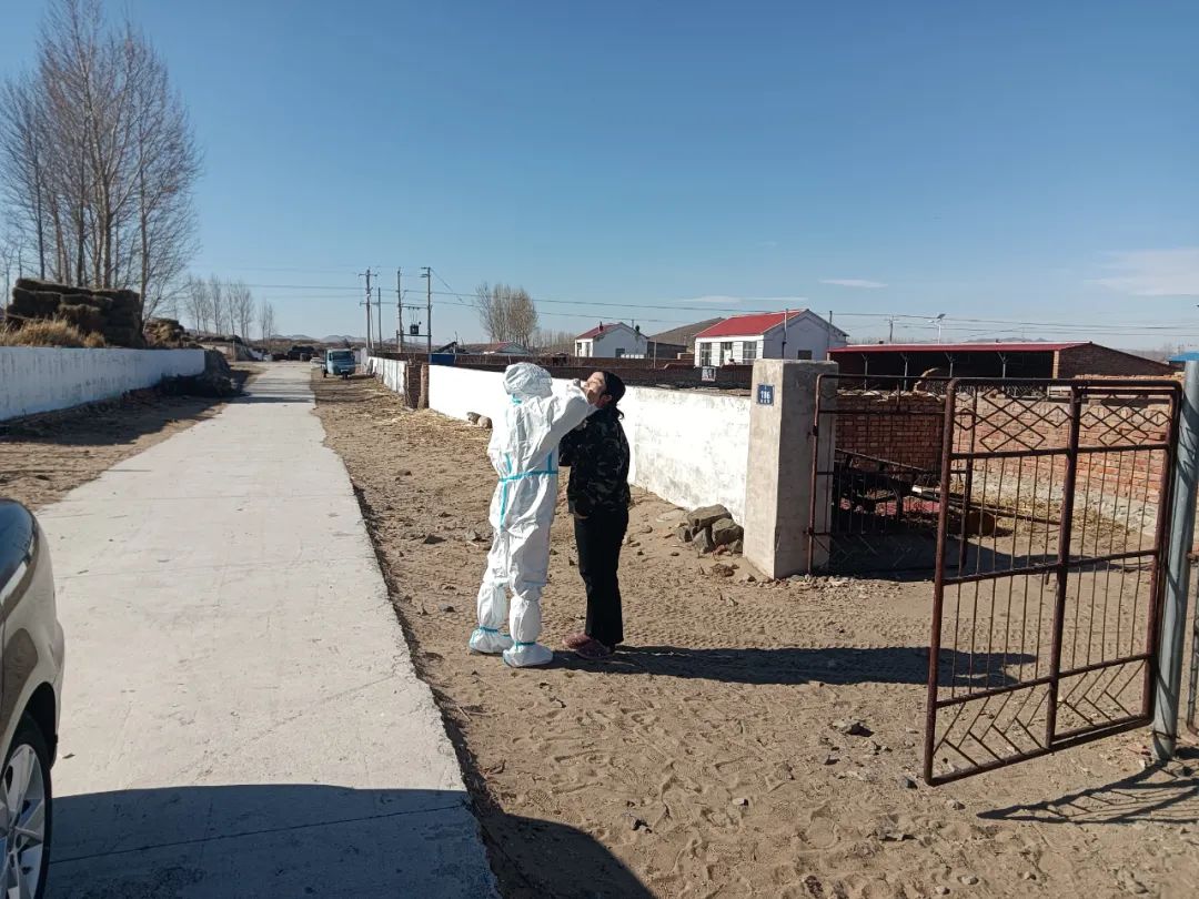 苏木镇疫情防控调度,赛罕区疫情居家隔离通知