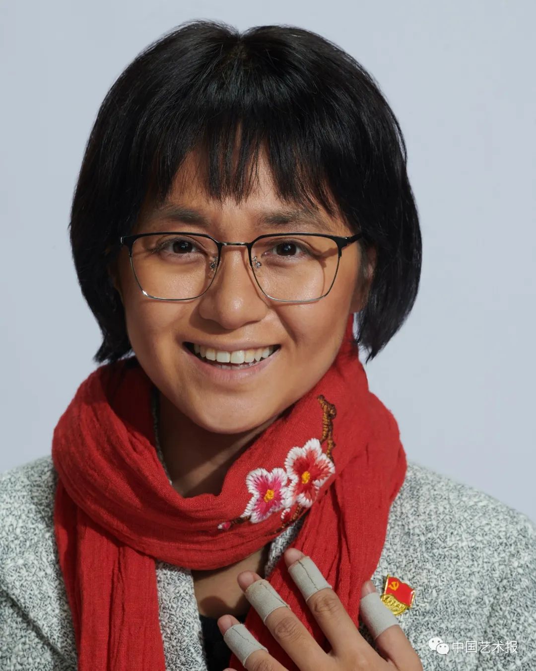 寒梅绽放迎春来,桂梅花开