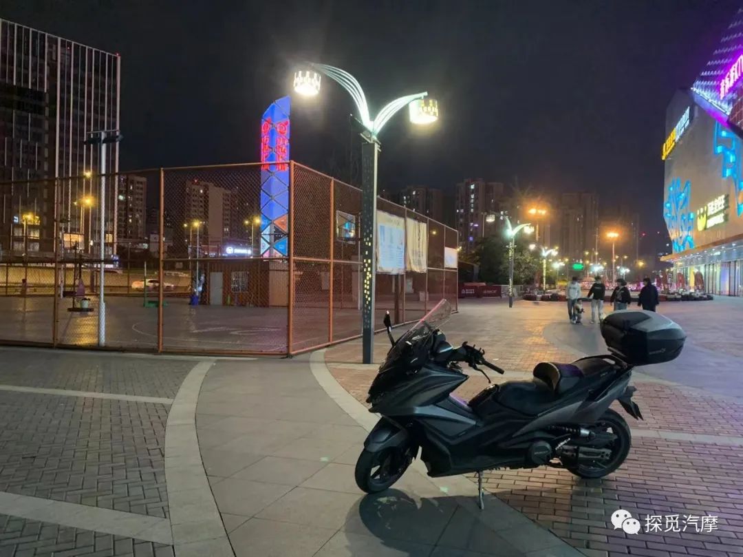 光阳ak550测评视频,光阳ak550测评萝卜报告