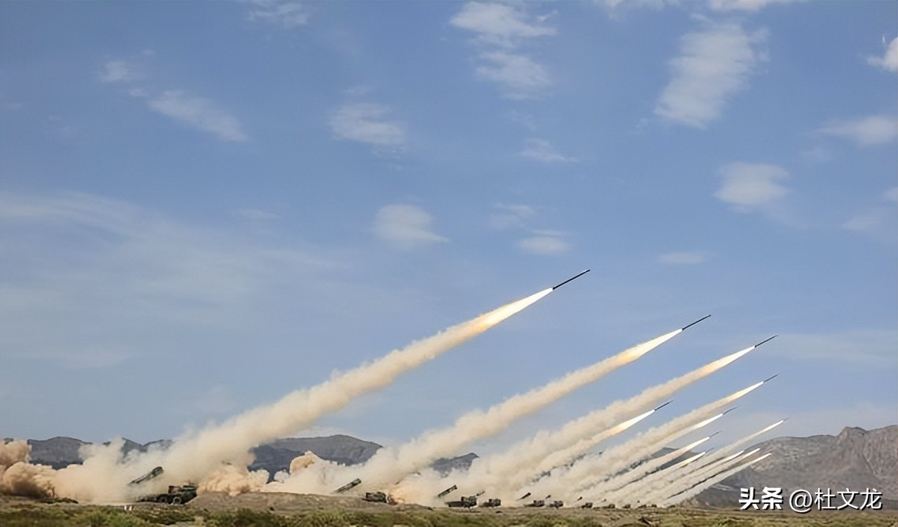 远程箱式火箭炮发射视频,远程火箭炮威力有多可怕