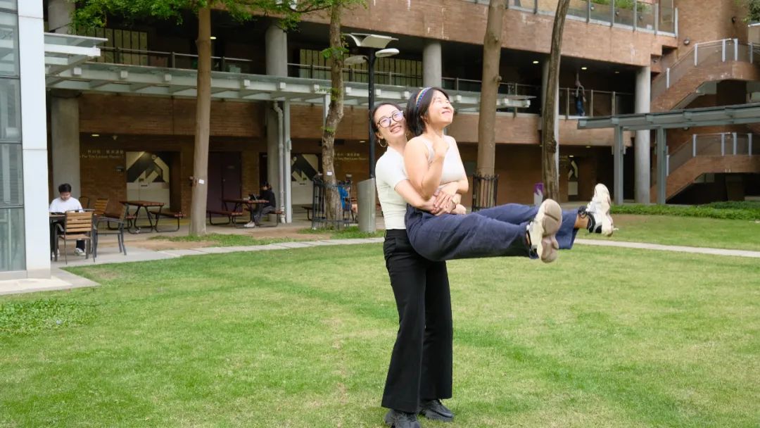 女生初中辍学打工到香港读博,从小辍学后去香港读博