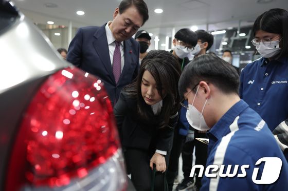 51岁韩国第一夫人,50岁韩国第一夫人靠美貌火了