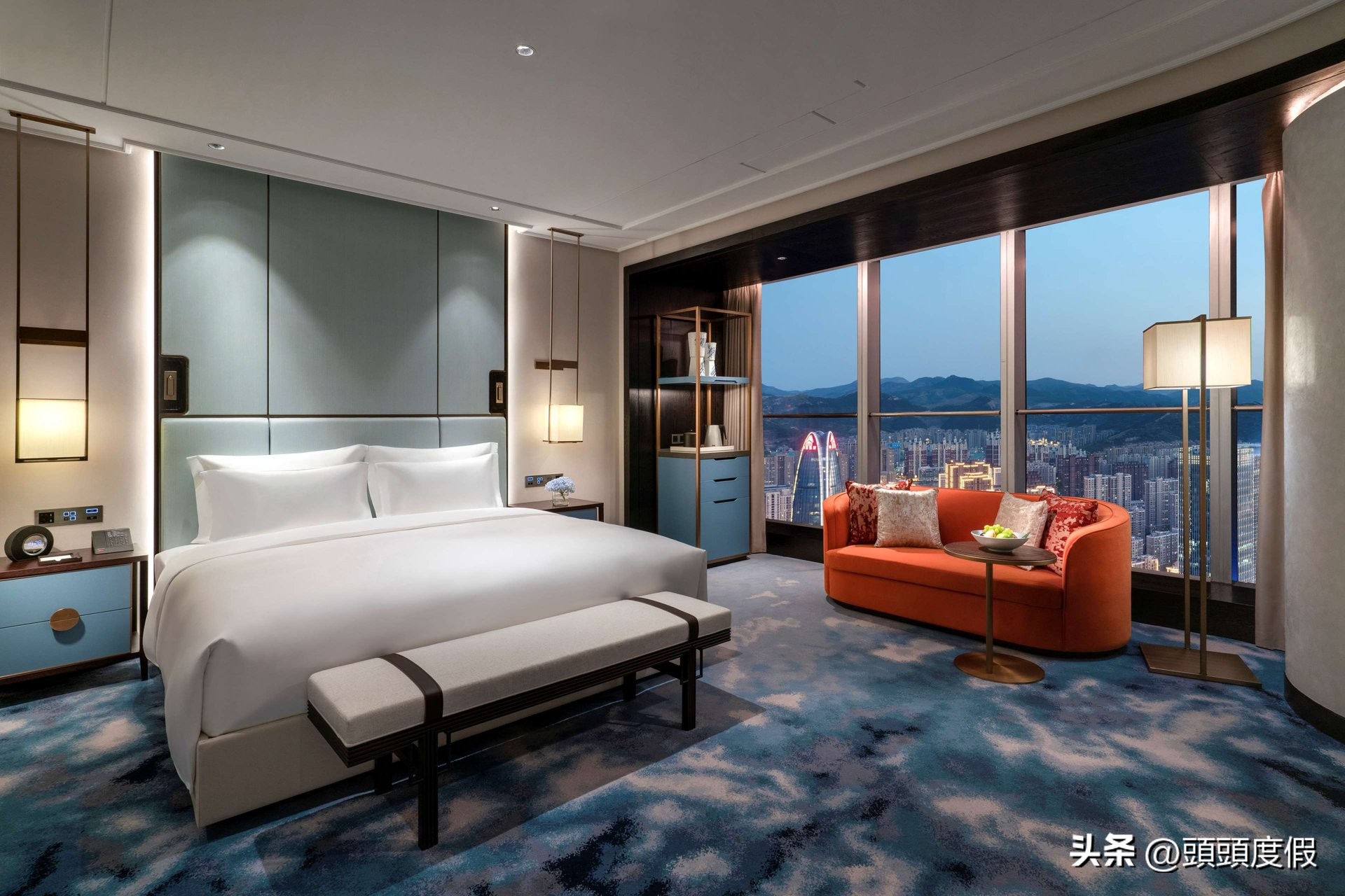 济南前十酒店,趵突泉一城山色半城湖