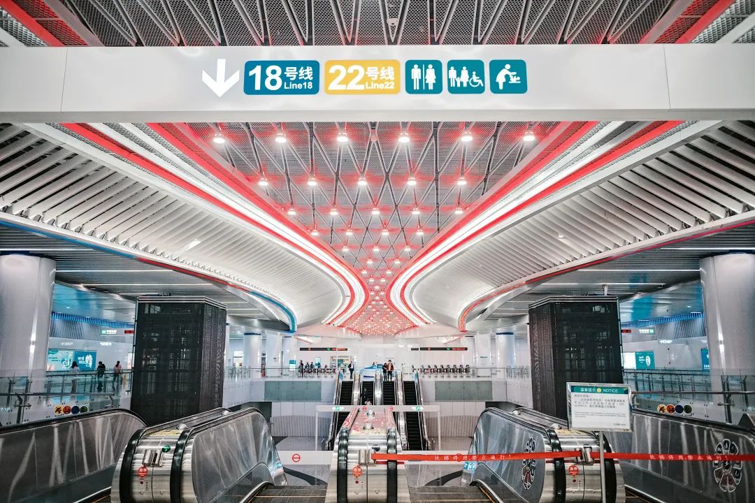 奇了怪了，究竟是什么宝地让广州老饕们也净爱往这钻？