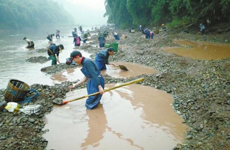捡石头四川奇石市场,四川捡奇石的好地方