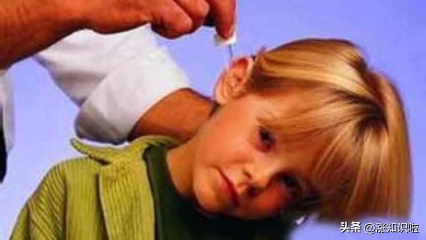 耳屎并非一无是处有3大作用,耳屎并不是耳朵的垃圾