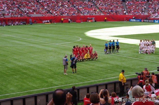 为了踢球也是拼了,为了足球而拼命的人