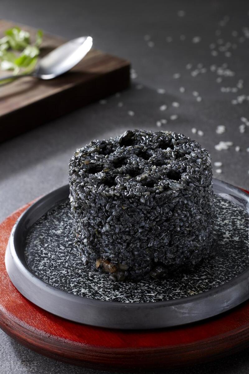 网红小姐姐吃网红最火的美食,吃货欧弟盘点网络网红美食