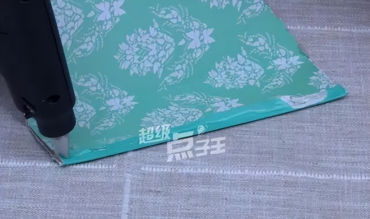 你的手机盒都扔了吗,手机盒隐藏功能盘点