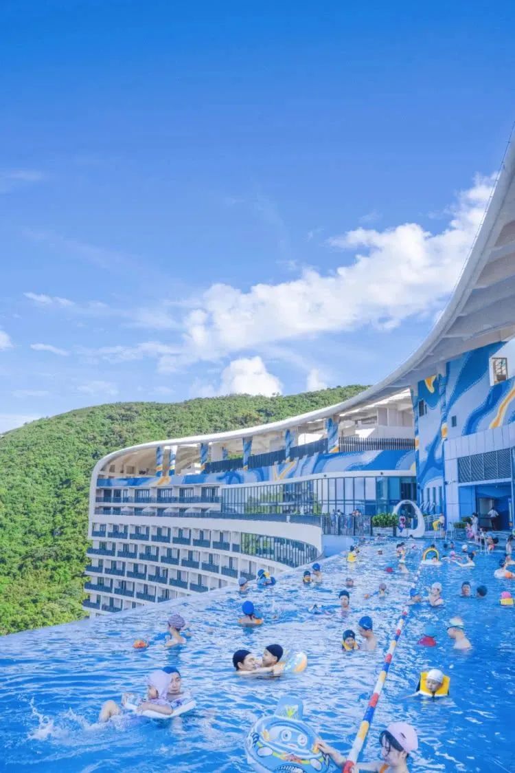 珠海长隆飞船酒店！海洋王国无限畅玩+畅游28楼绝美无边际泳池