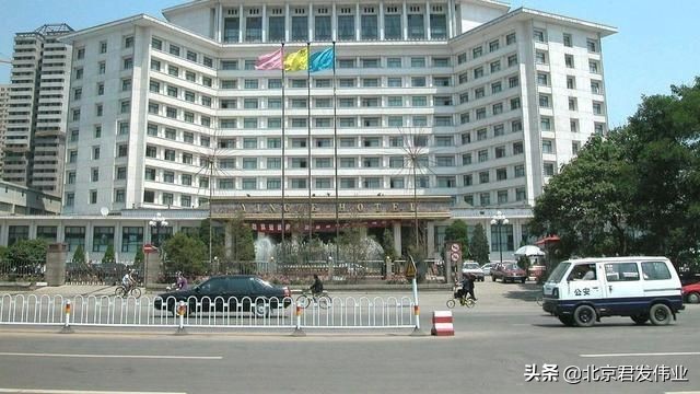 宾馆房间用网络信号放大器,民宿酒店走廊安装网络信号放大器