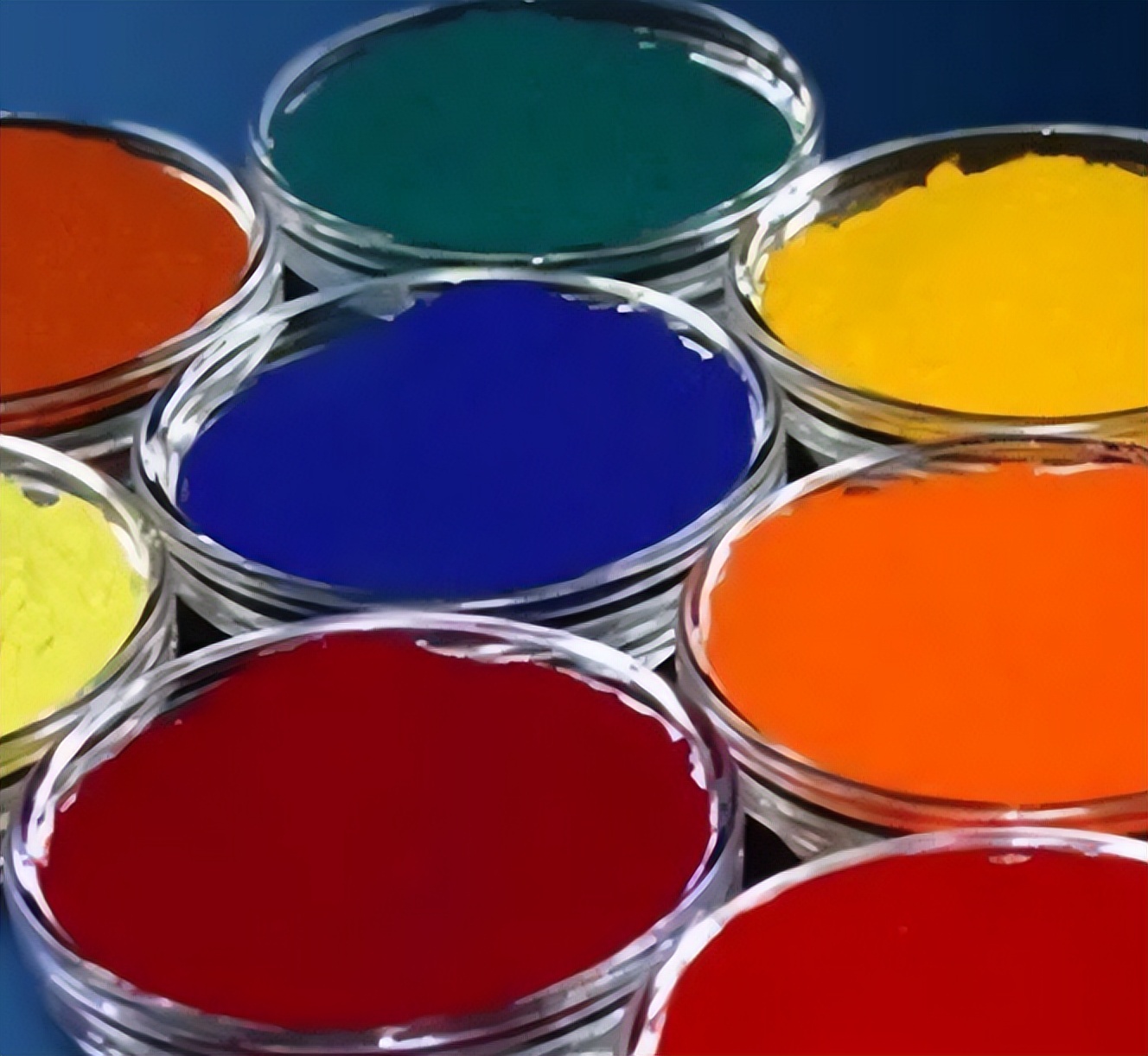 央视曝光市场“夺命毒衣服”，致癌物超标20多倍！可别再乱买了