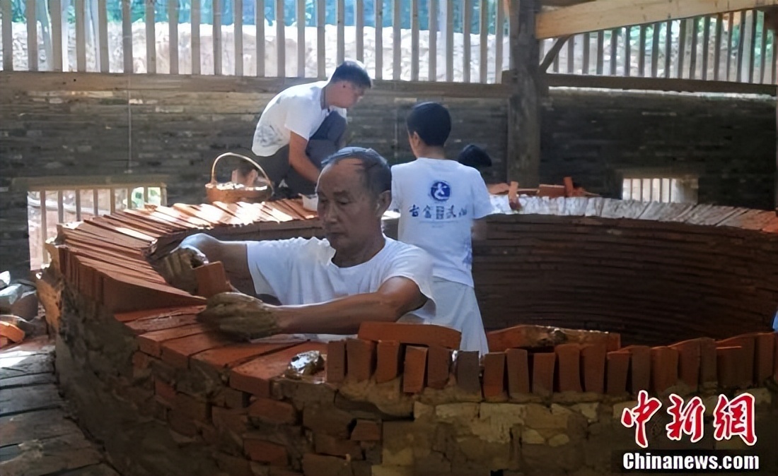 世界陶瓷千年之都景德镇,景德镇的陶瓷四大特色