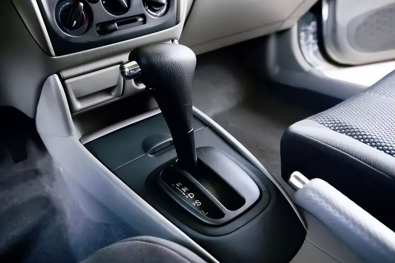 上海大众汽车厂要停产吗,上海大众汽车停产手动挡