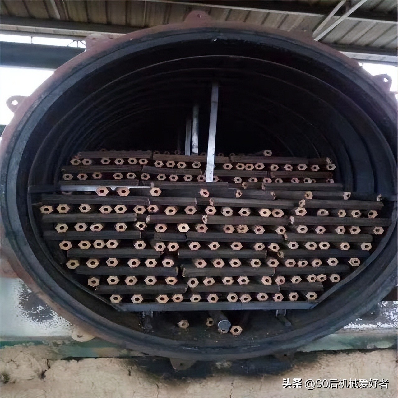 烧烤木炭生产设备有哪些,木炭机制作木炭视频教程