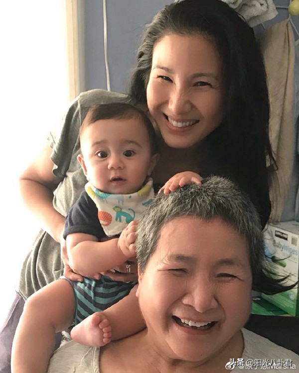 12位港星豪宅,定居内地的10位过气港星