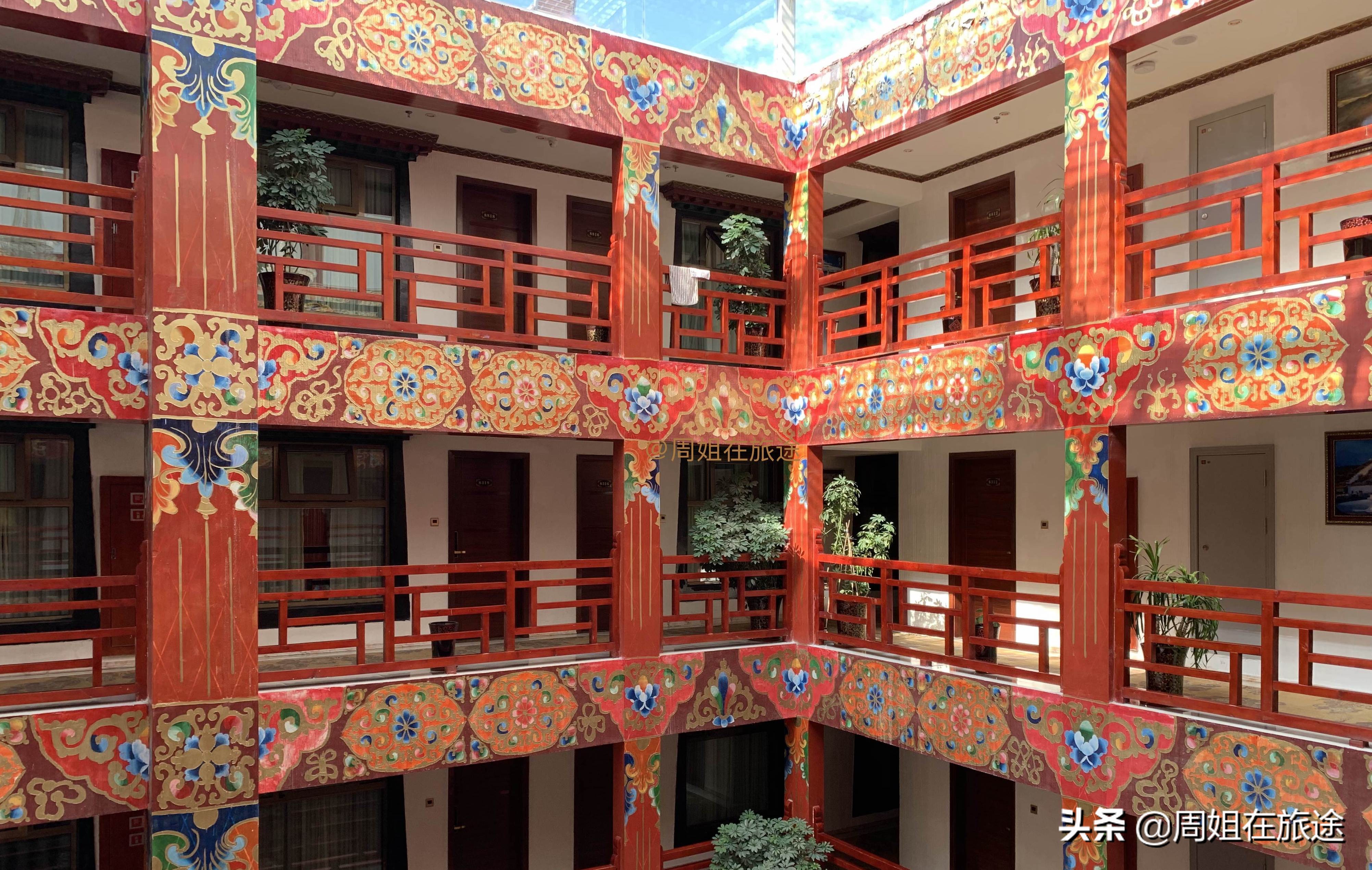 自驾旅游住什么酒店比较好,短期自驾游住酒店