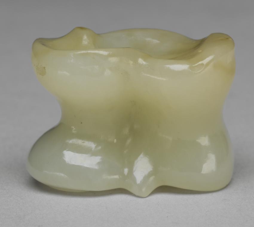 陕西历史博物馆馆藏石峁古城玉器,苏州博物馆馆藏老玉器