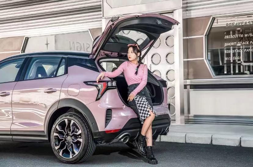 情人节女朋友要送花送什么,情人节给女朋友送花时说些什么