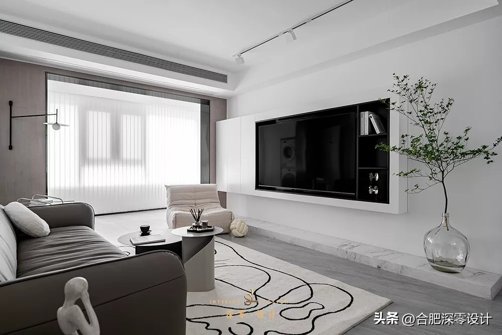 电视墙不重视收纳，反倒改做造型，图好看不“实用”，更上档次了