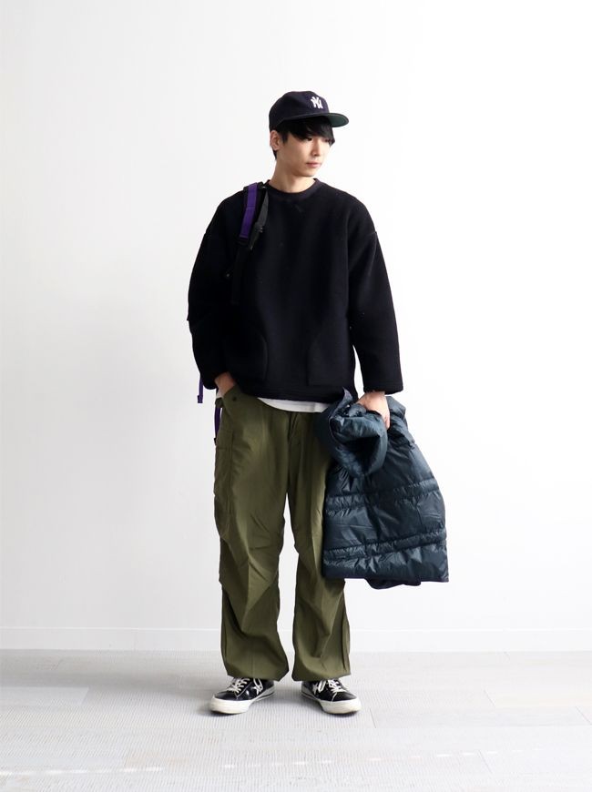 军绿色裤子耐脏吗,军绿色裤子好看吗