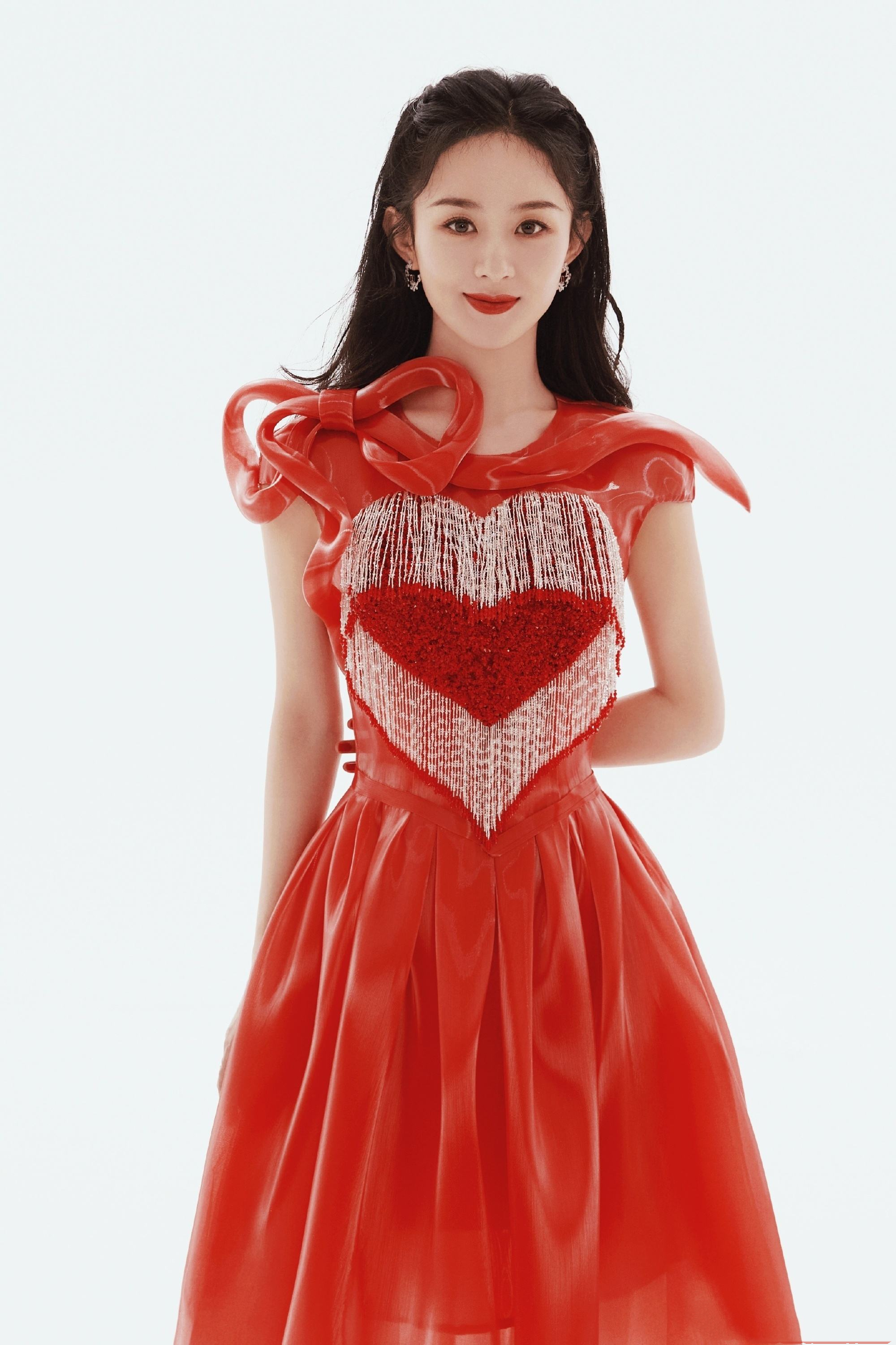 虎年春晚上的21位女星，穿着各有各的特色，有的让人倍感惊艳