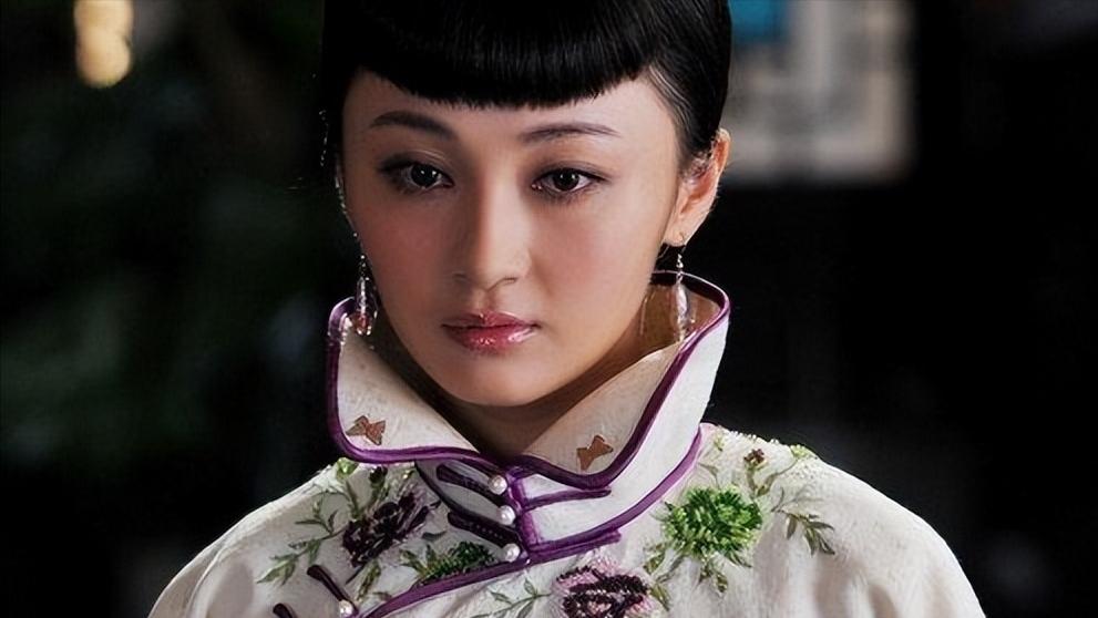 她*楼青**出身，一嫁首富子，二嫁孔家长子，无子女却晚年幸福，凭啥