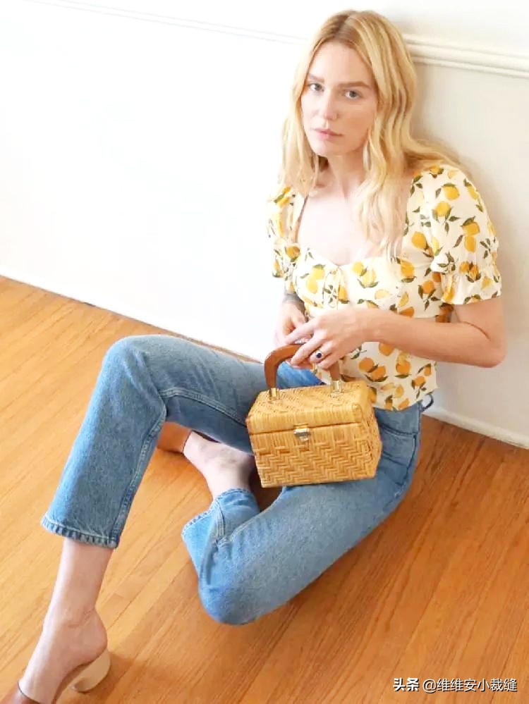 为什么她们都爱柠檬色？从梅根到第一夫人，凭同款撞衫登上热搜