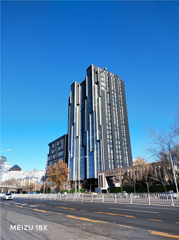 魅族18x是骁龙870吗,魅族18x是小屏旗舰吗