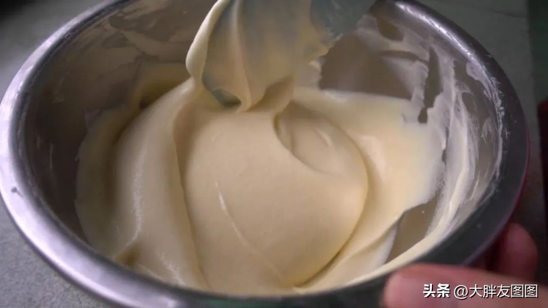 六寸戚风蛋糕一直失败怎么办,零失败戚风蛋糕方子做纸杯蛋糕