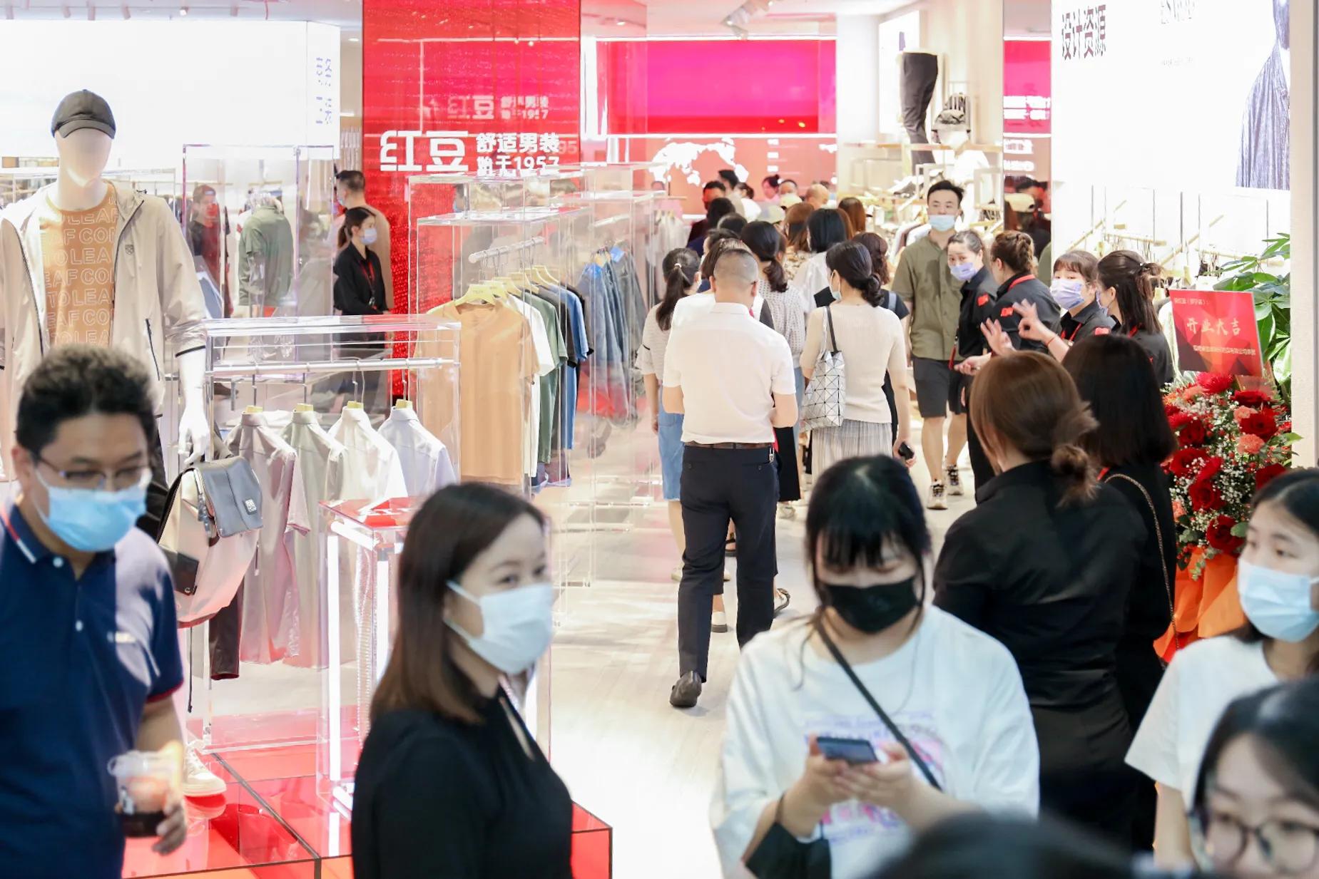 红豆舒适男装东风路,红豆40-50岁高档男装新款