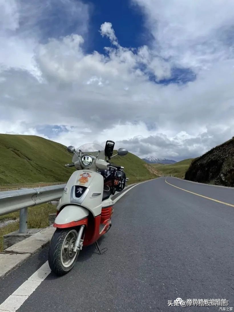 踏板女骑魔女桃子：从骑行单车后入坑标致姜戈150的*藏西**摩旅之行