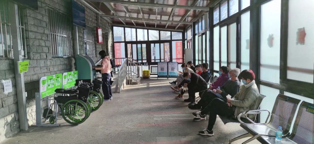 北京通州区潞河医院是停诊了吗,通州潞河医院是疫情区么