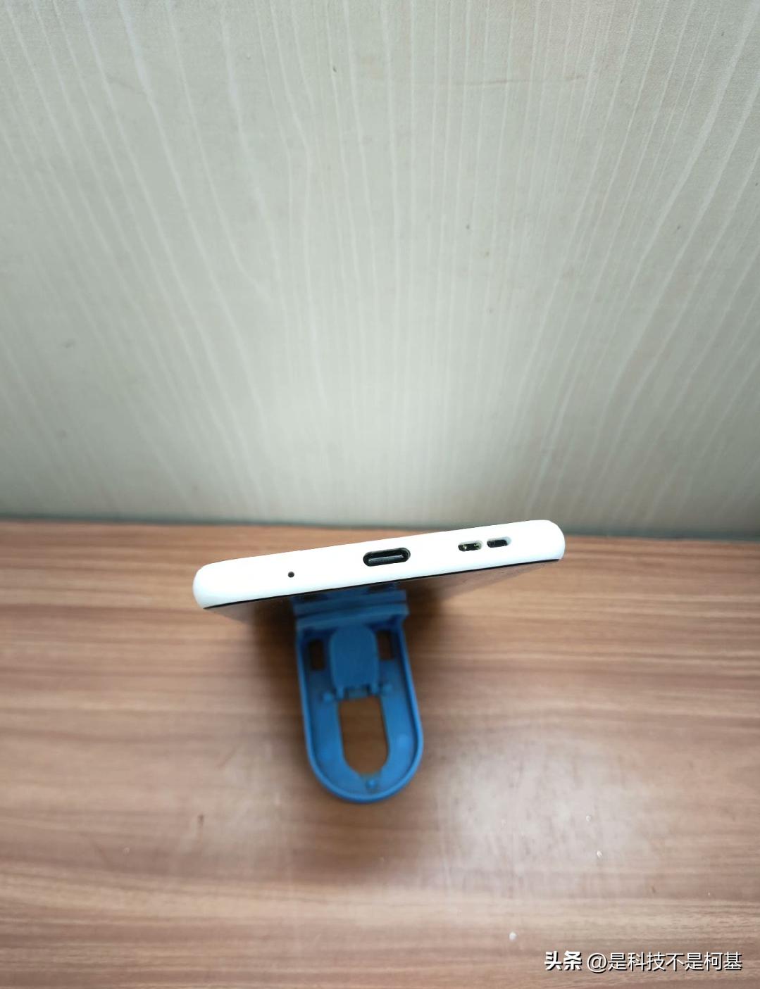 当年号称对标小米的小辣椒，如今产品怎么样了？红辣椒9X上手体验