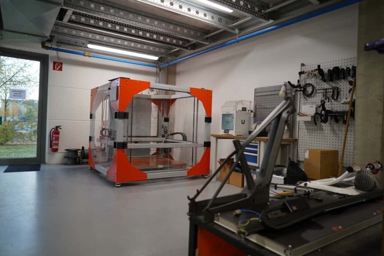 3D打印自行车车架：BigrepONE成为Canyon的创新助力-马路科技