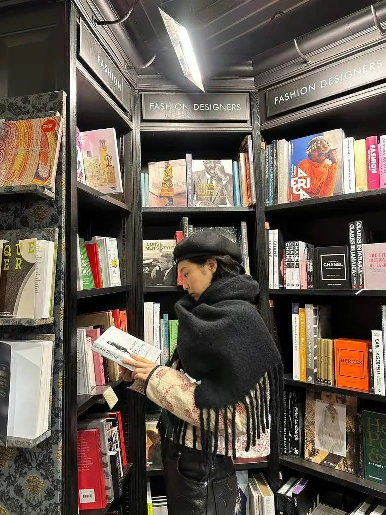 大衣围巾冬天最慵懒时髦的组合,大衣围巾入冬王炸组合