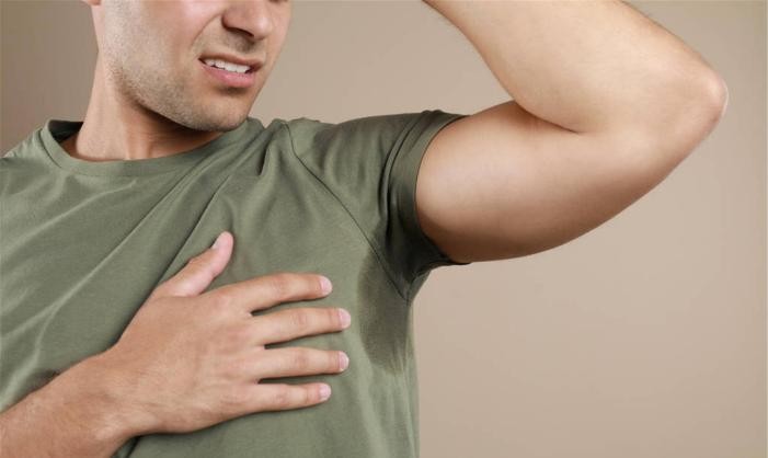 颈源性心脏病发作时有哪些症状,心脏病发作时的症状不包括