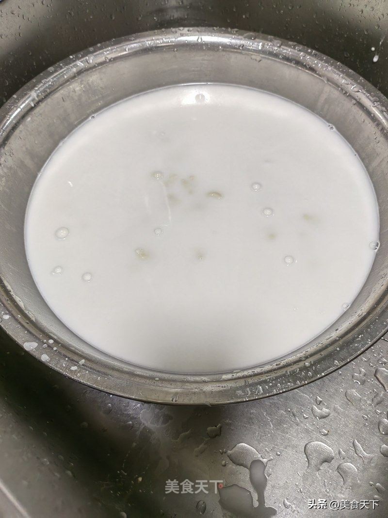 外面卖的凉皮是什么做的,外面买的凉皮还要煮吗