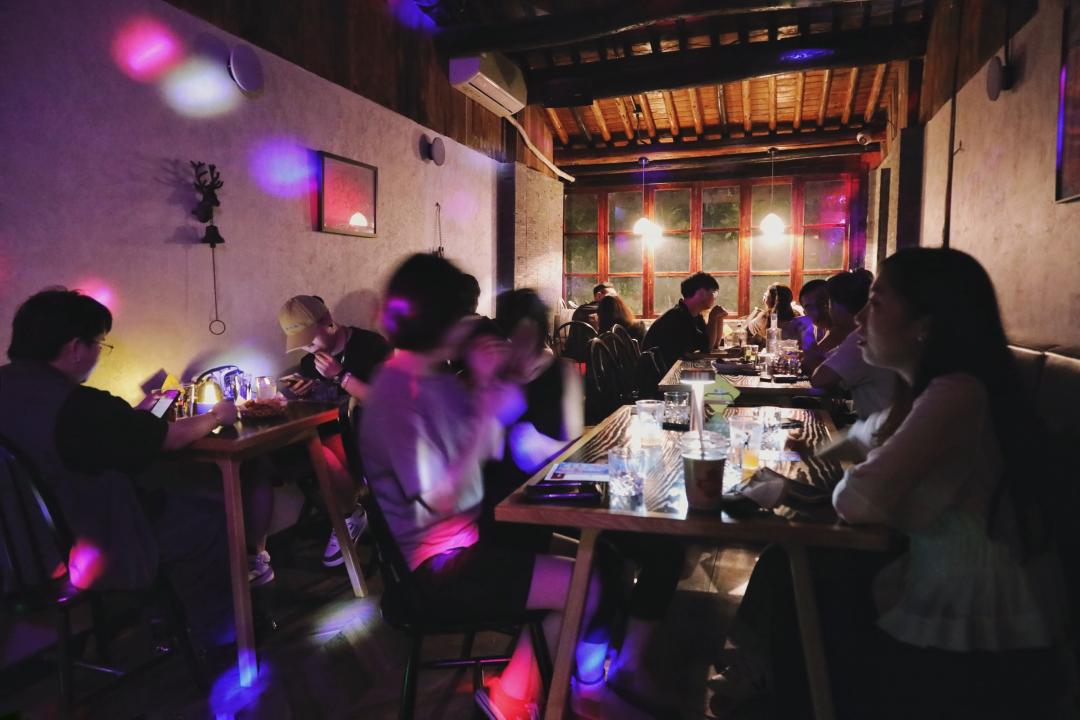 _,¦3」∠_想空腹在杭州酒吧正经喝醉，可真难！