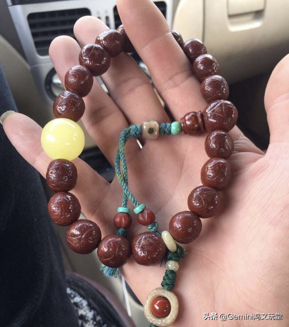 文玩手串男的戴哪种意义好,各种文玩手串佩戴效果男