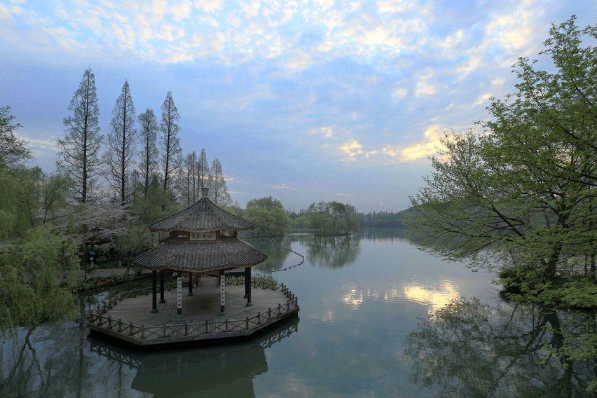 漫步西湖诗句杨万里,杨万里七绝楷书书法临摹