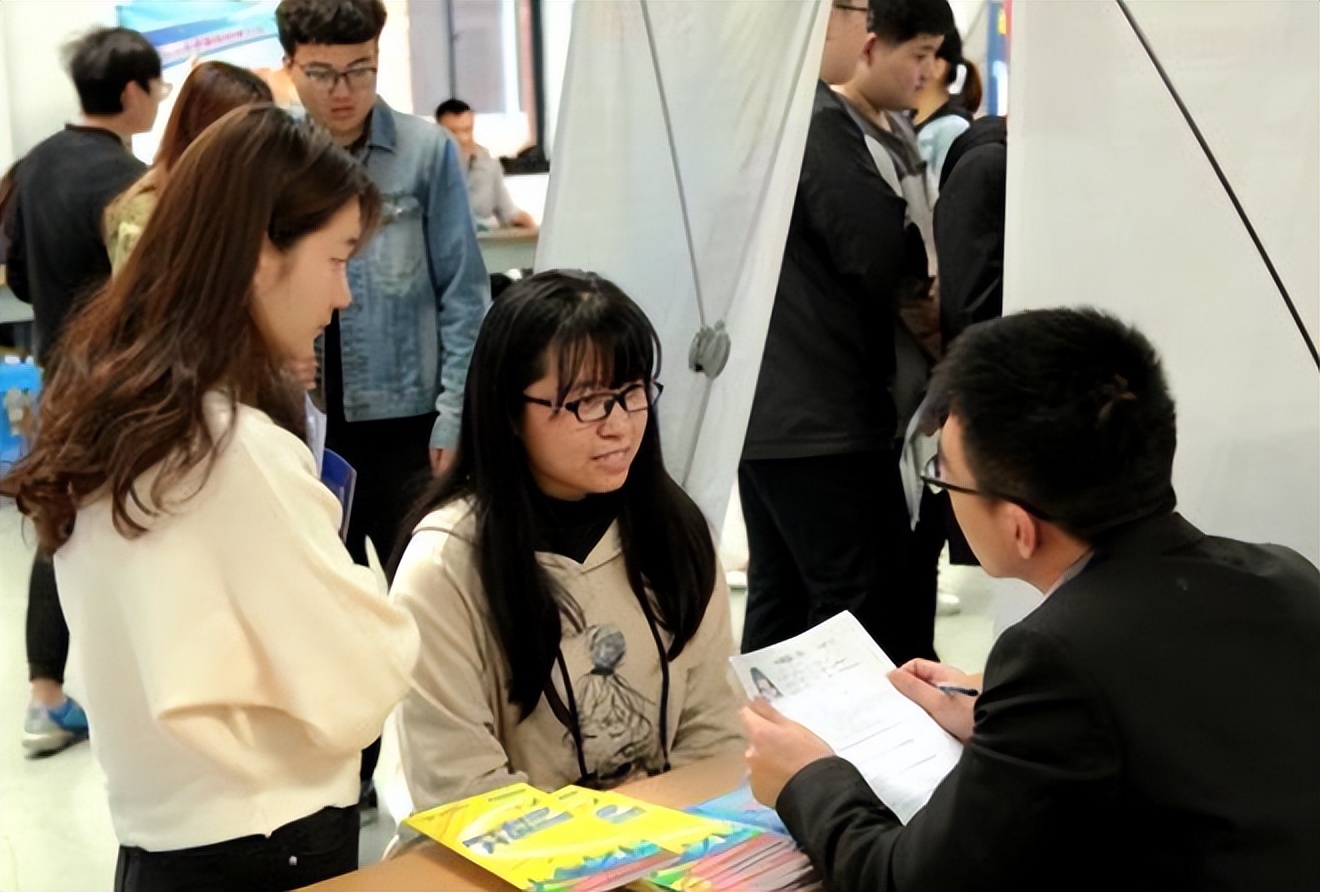 大学生辞职信,大学学生辞职信