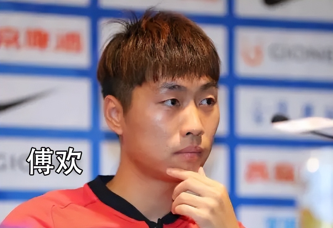 日本三球王极限救球,日本极限救球和国足救球的位置