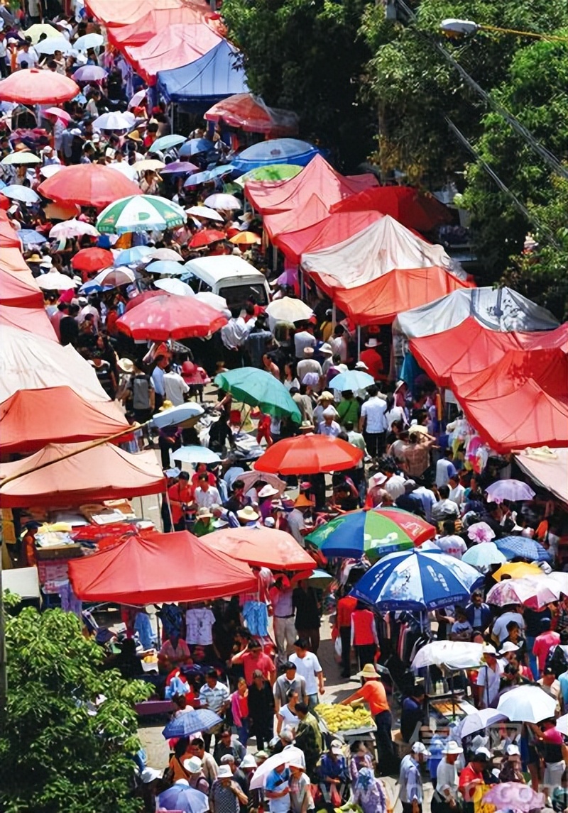 昆明十二生肖街,云南12生肖街在哪里