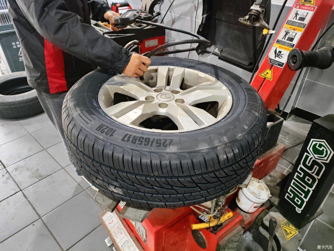 给老伙计换双新鞋,老伙计换新轮胎