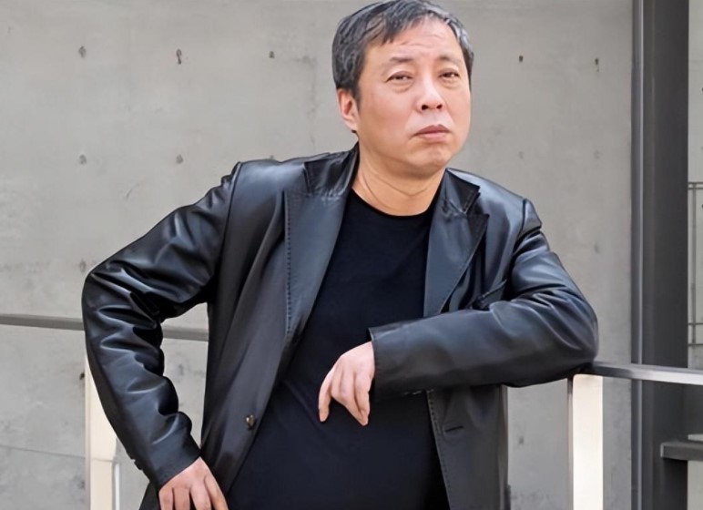 刘益谦买下海外中国艺术品,刘益谦2.8亿买鸡缸杯喝茶